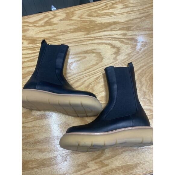 Khaite Bleecker Chelsea Boots Women's 7.5 Black Leather Mid-Calf Round Toe S34 - Picture 6 of 7